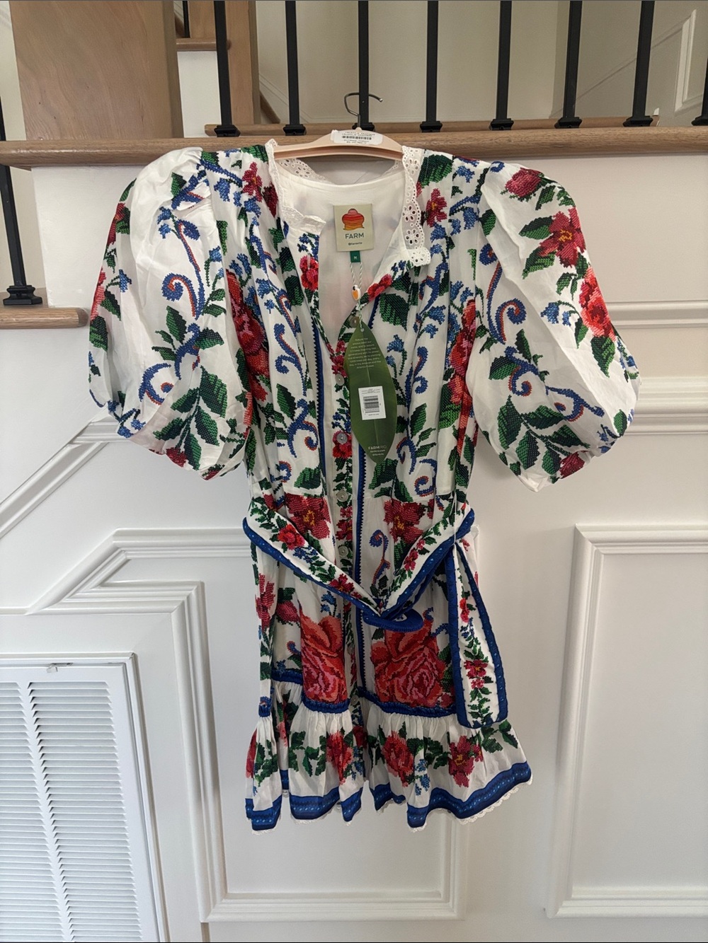 Farm Rio Tapestry off White Mini Dress NWT - Picture 2 of 6